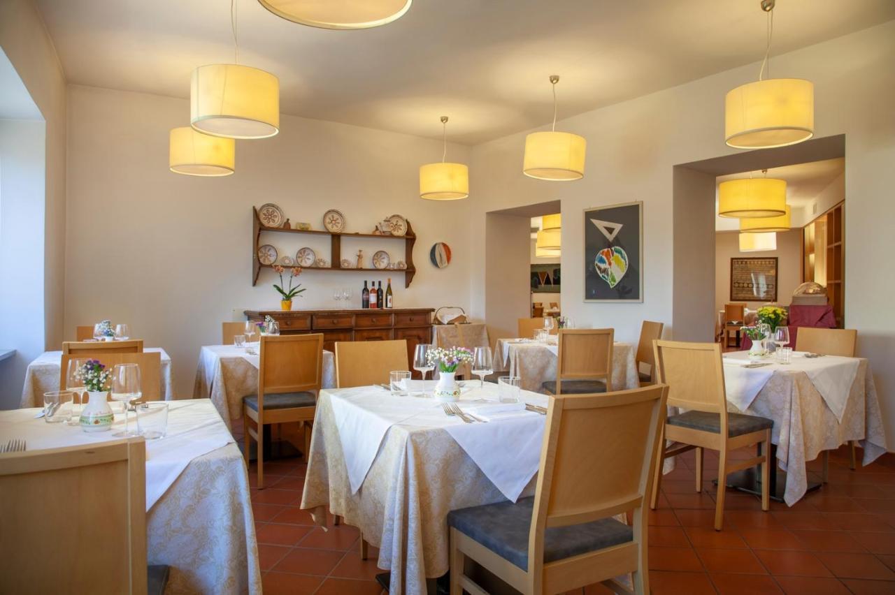 Hotel Romanda Levico Terme Luaran gambar