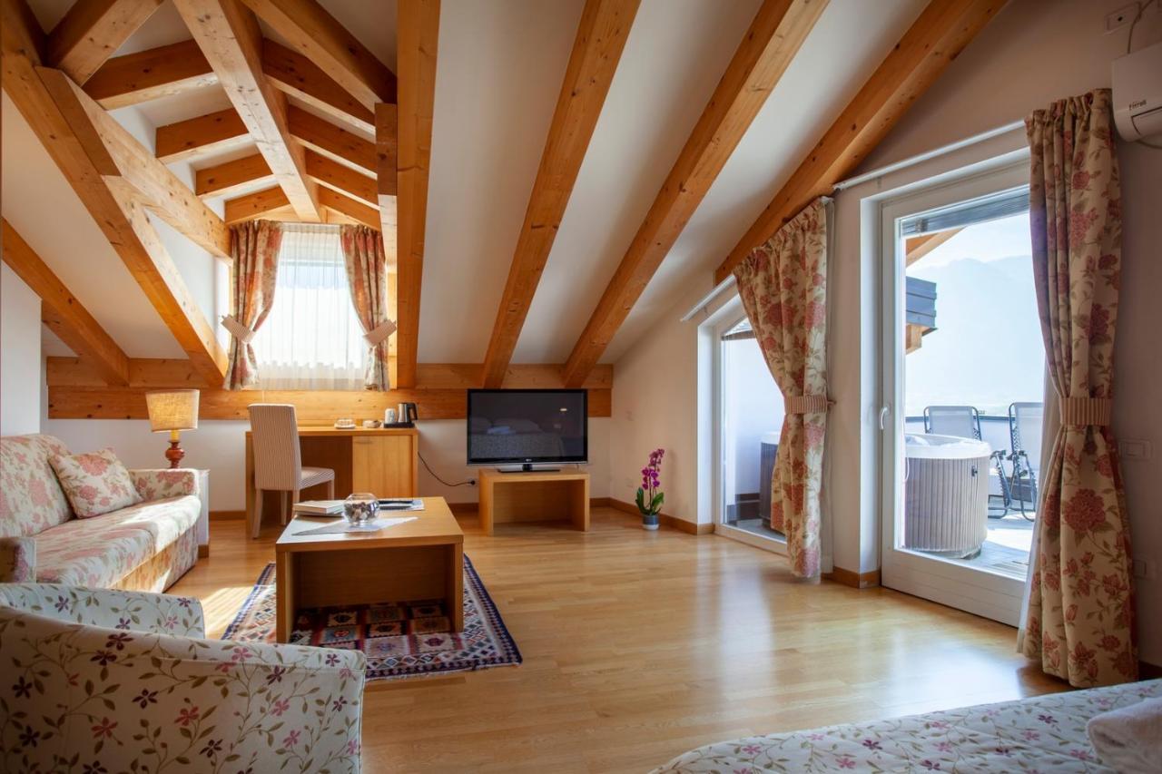 Hotel Romanda Levico Terme Luaran gambar