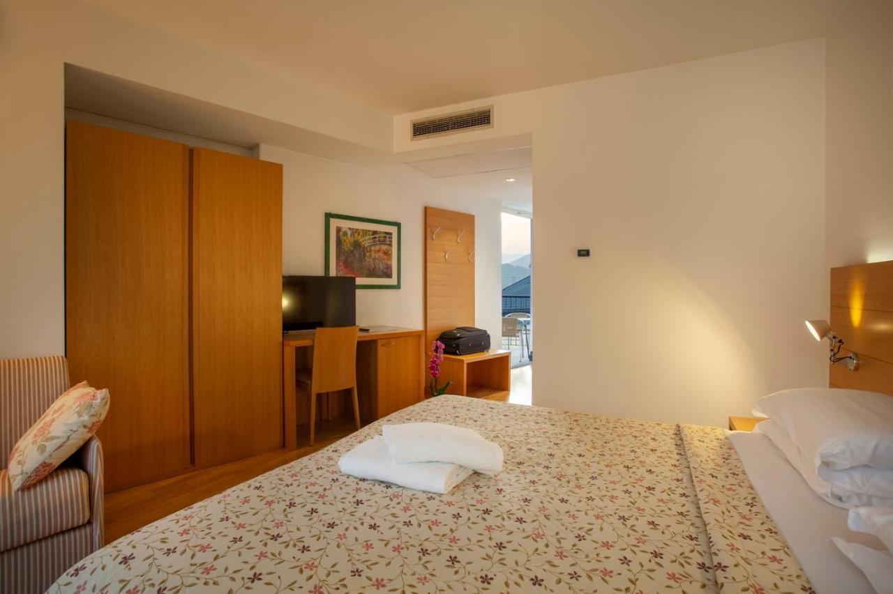 Hotel Romanda Levico Terme Luaran gambar
