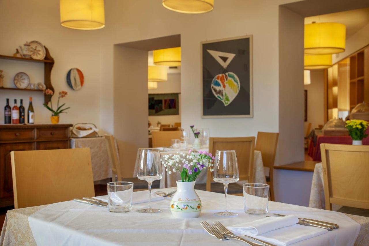 Hotel Romanda Levico Terme Luaran gambar