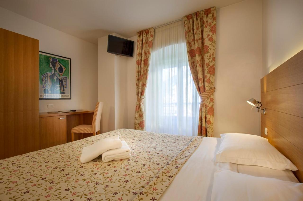 Hotel Romanda Levico Terme Luaran gambar